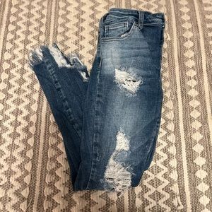 Distressed denim ankle length jeans size 1